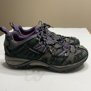 Women’s Merrell Low Top hiker Sneakers